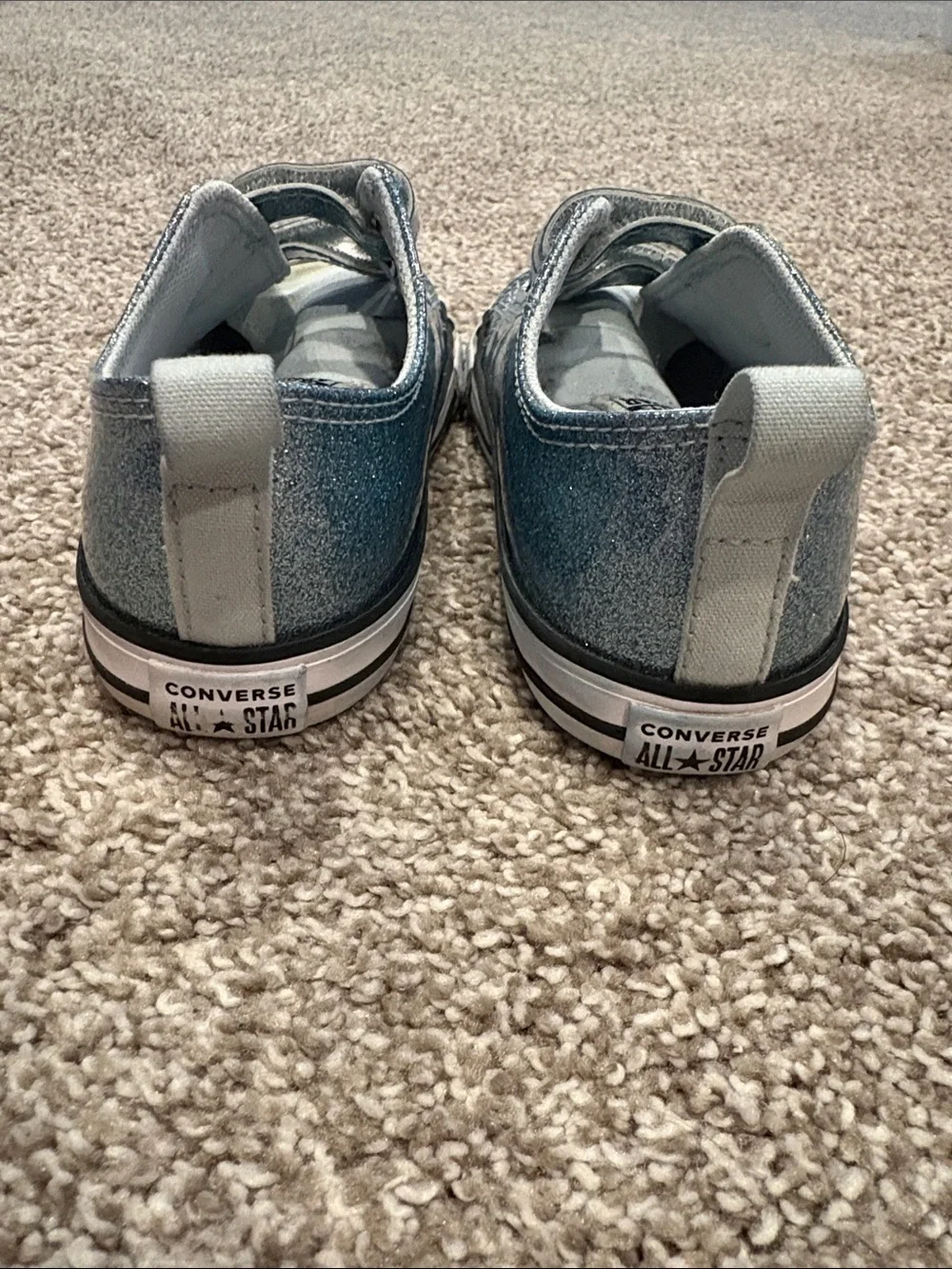 Converse Kids Glitter Velcro Low Top Sneakers in Light Blue